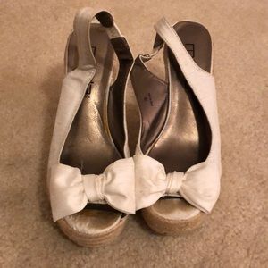 White wedges size 7